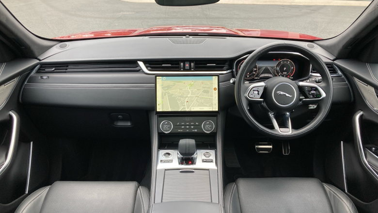 Jaguar F-Pace 2.0 D200 R-Dynamic HSE Black 5dr Auto AWD Diesel Estate